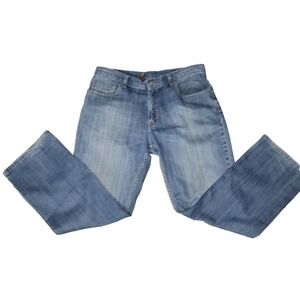 Perry Ellis Premium Jeans Straight Leg Men's Size 36x32 Light Wash Blue Denim